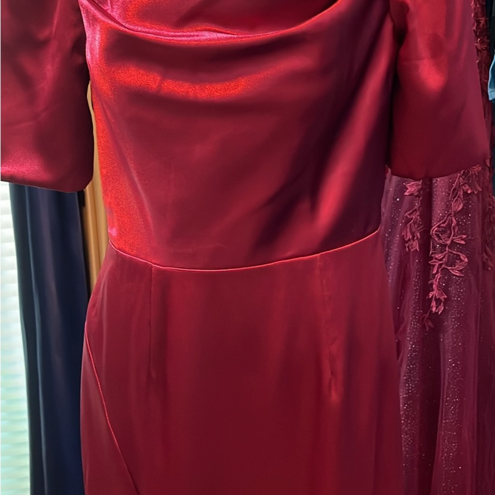 Elegant Red Evening Dress